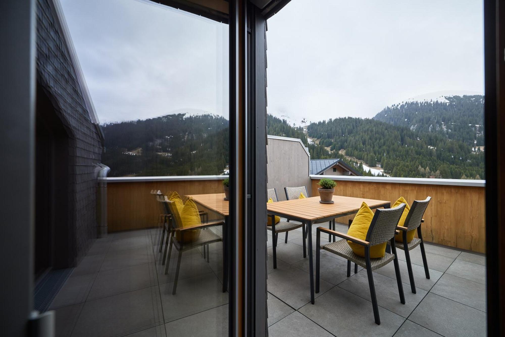 Club Haus - Alpin-Resort Montafon Haus 1 By Pferd Auf Wolke Гарделен Екстериор снимка